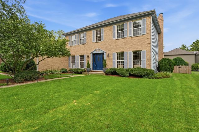 801 Fieldale Lane, Grayslake, IL 60030