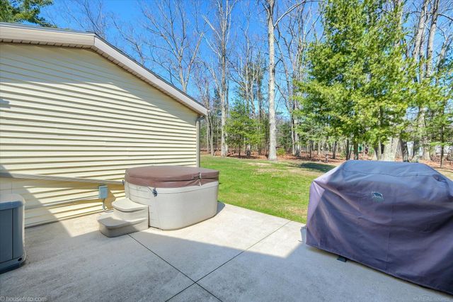 7414 Cedar Lake Road, Oscoda, MI 48750