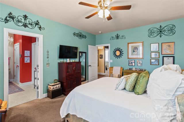 1108 Stuarts Landing Drive, Cramerton, NC 28032