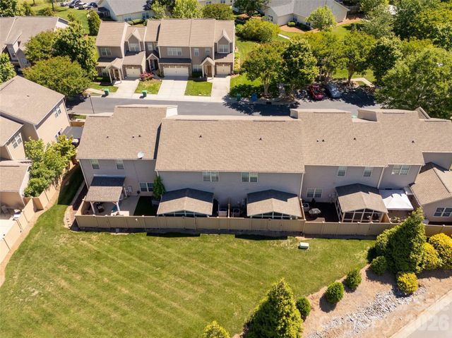 1108 Stuarts Landing Drive, Cramerton, NC 28032