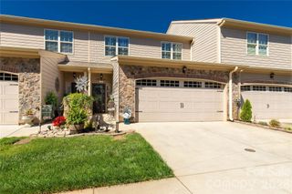 1108 Stuarts Landing Drive, Cramerton, NC 28032