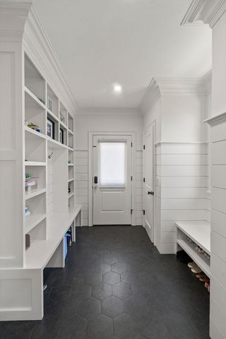 7 Massasoit Street, Wellesley, MA 02481