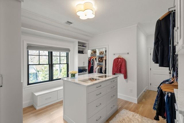 7 Massasoit Street, Wellesley, MA 02481