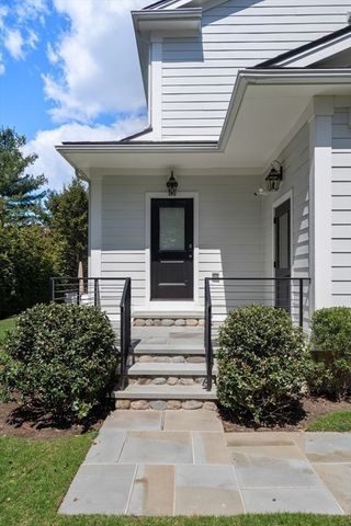 7 Massasoit Street, Wellesley, MA 02481