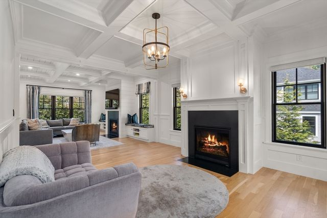7 Massasoit Street, Wellesley, MA 02481