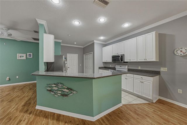 5024 PEBBLE BEACH BOULEVARD, Winter Haven, FL 33884