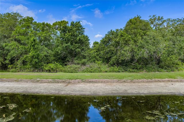 5024 PEBBLE BEACH BOULEVARD, Winter Haven, FL 33884
