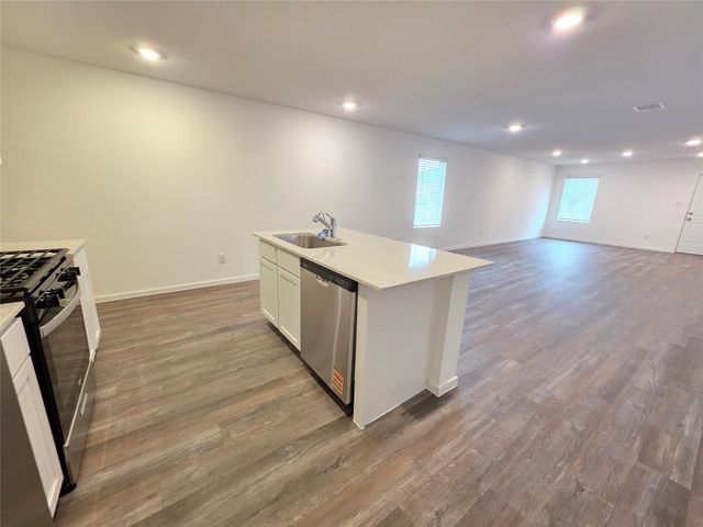 40821 Hawthorne Glades Street, Magnolia, TX 77354