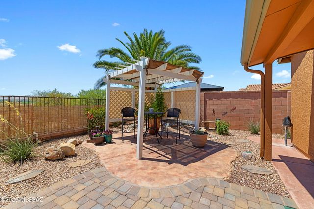 1386 E Lower Mine Lane, Sahuarita, AZ 85629