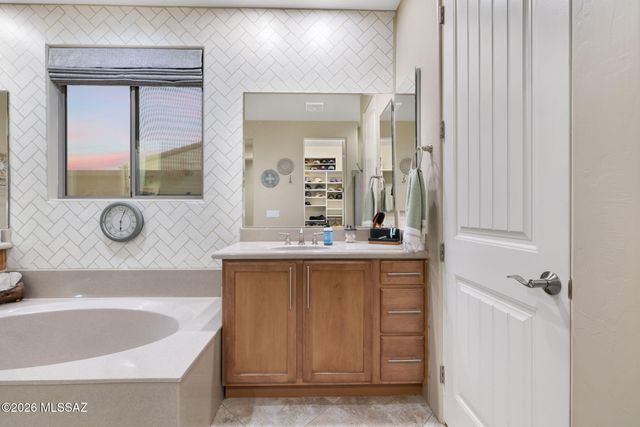 1386 E Lower Mine Lane, Sahuarita, AZ 85629