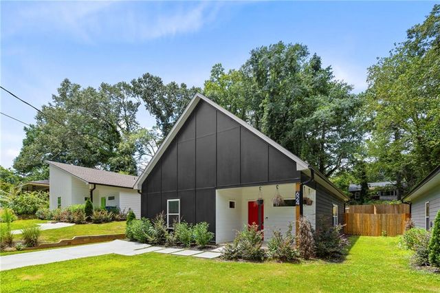 624 Robert NW Street, Atlanta, GA 30318