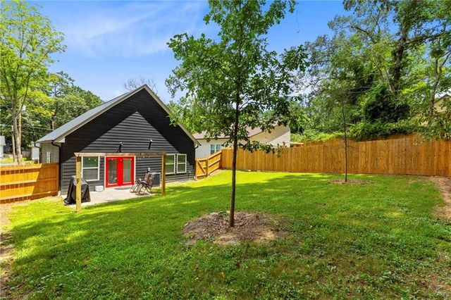 624 Robert NW Street, Atlanta, GA 30318