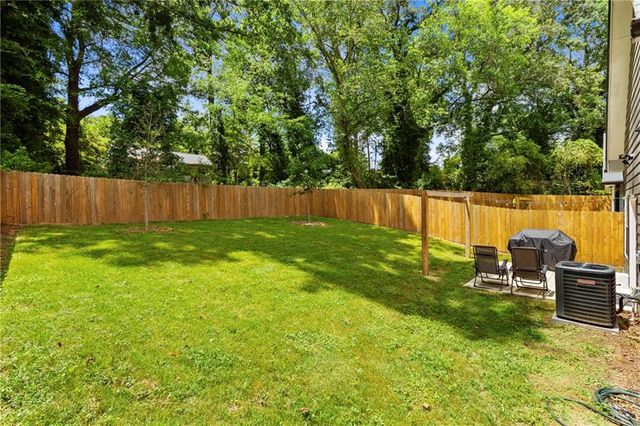 624 Robert NW Street, Atlanta, GA 30318