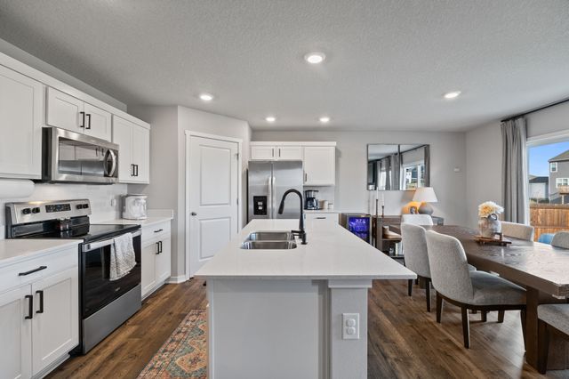 2687 E 50th Street, Des Moines, IA 50317