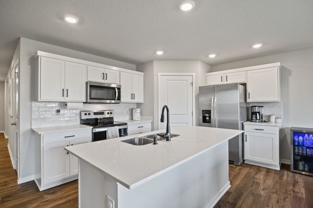 2687 E 50th Street, Des Moines, IA 50317