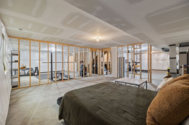 2687 E 50th Street, Des Moines, IA 50317