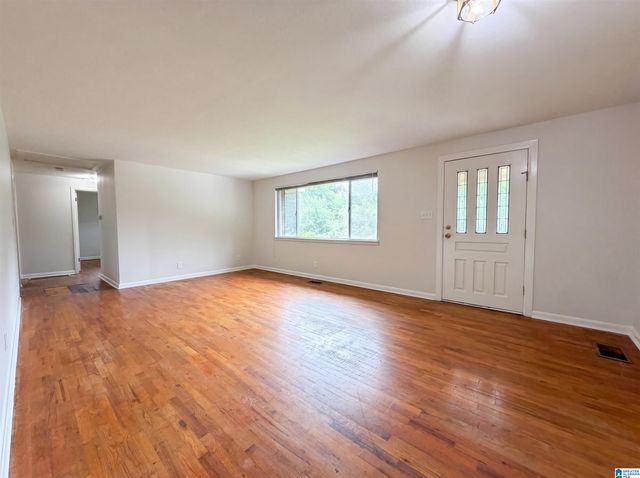 624 BELVIEW STREET, Bessemer, AL 35020