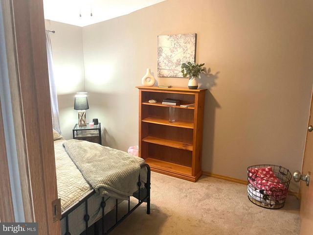 47 MARATHON DR, Mantua, NJ 08051