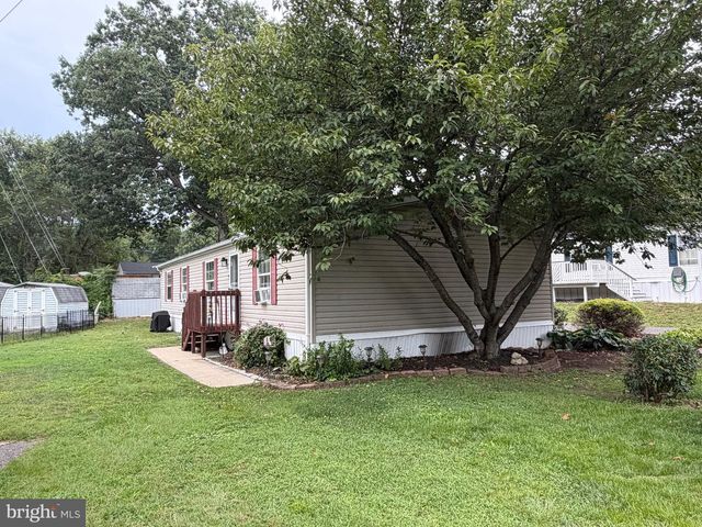 47 MARATHON DR, Mantua, NJ 08051