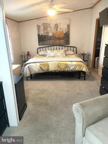 47 MARATHON DR, Mantua, NJ 08051