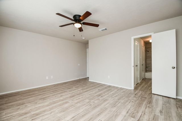 11659 Evesborough Drive, Houston, TX 77099