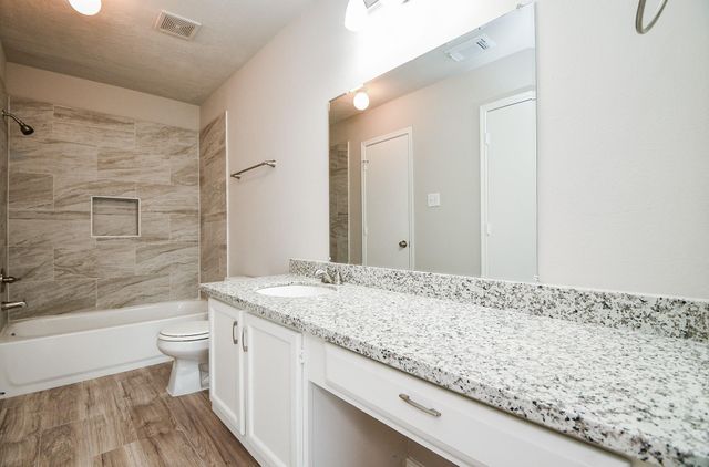 11659 Evesborough Drive, Houston, TX 77099