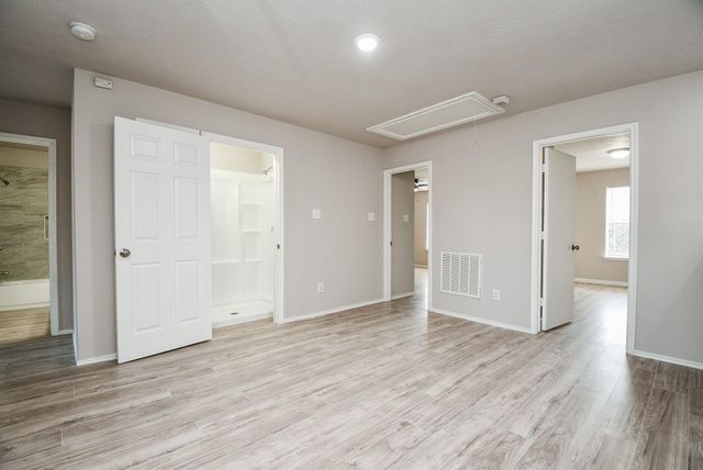 11659 Evesborough Drive, Houston, TX 77099