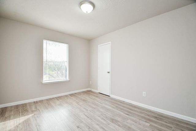 11659 Evesborough Drive, Houston, TX 77099