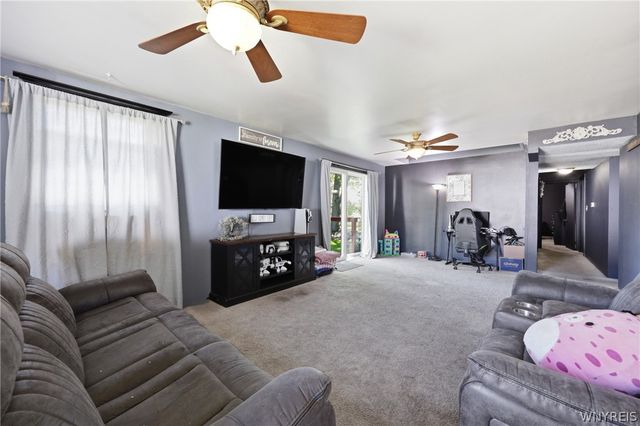 11 Thoreau Court, Tonawanda, NY 14150