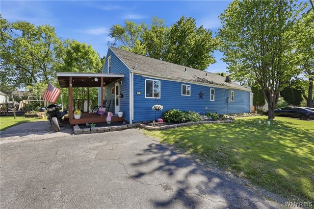 11 Thoreau Court, Tonawanda, NY 14150