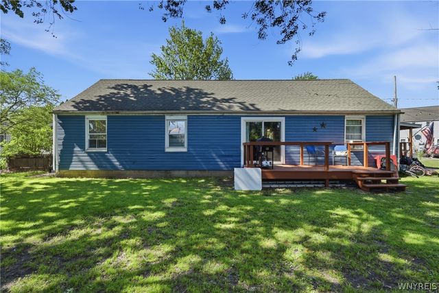 11 Thoreau Court, Tonawanda, NY 14150