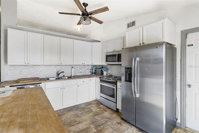 622 BURNING TREE LANE, Punta Gorda, FL 33982