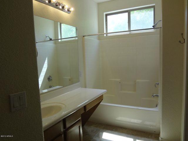 4083 S Hemet Street, Gilbert, AZ 85297