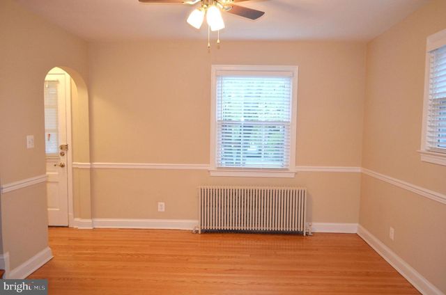 206 S COURTHOUSE RD, Arlington, VA 22204