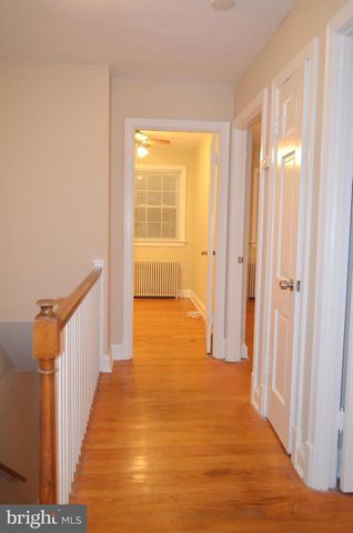 206 S COURTHOUSE RD, Arlington, VA 22204