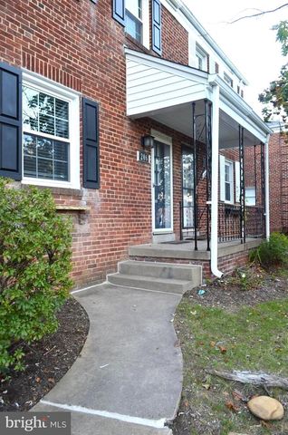 206 S COURTHOUSE RD, Arlington, VA 22204