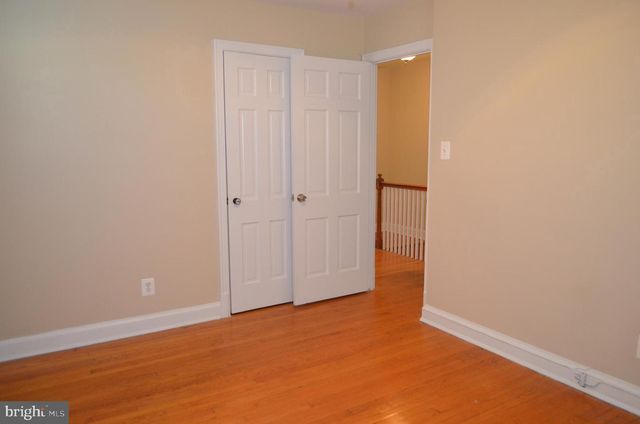 206 S COURTHOUSE RD, Arlington, VA 22204