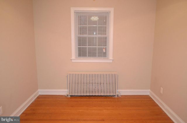 206 S COURTHOUSE RD, Arlington, VA 22204