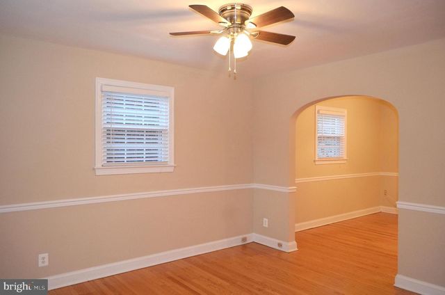 206 S COURTHOUSE RD, Arlington, VA 22204