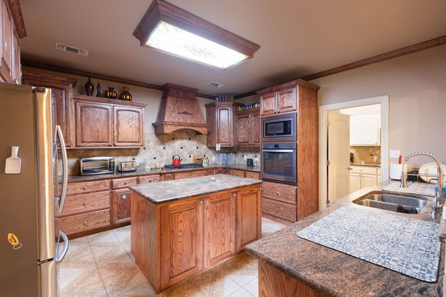 5001 County Road 1425, Lubbock, TX 79407