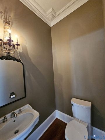 533 High St, Petersburg, VA 23803