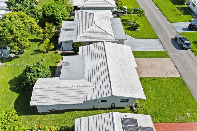 6707 NW 71st St, Tamarac, FL 33321