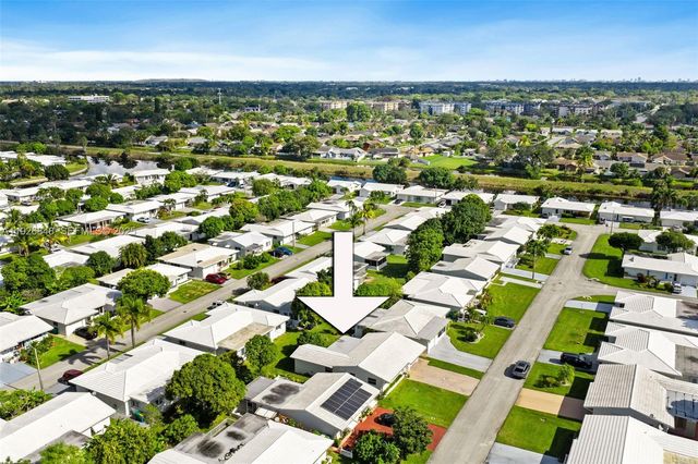 6707 NW 71st St, Tamarac, FL 33321