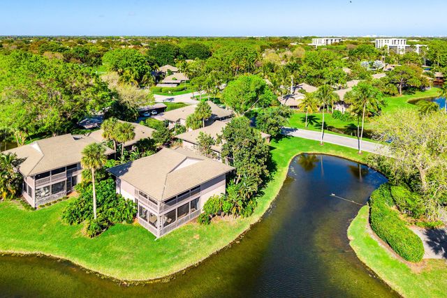 7116 Rain Forest Drive, Boca Raton, FL 33434