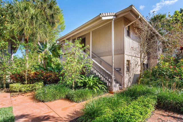 7116 Rain Forest Drive, Boca Raton, FL 33434