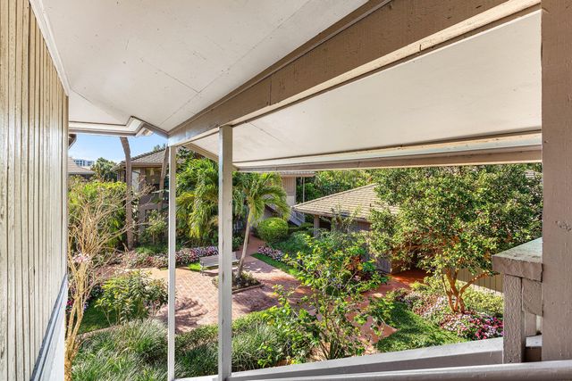 7116 Rain Forest Drive, Boca Raton, FL 33434