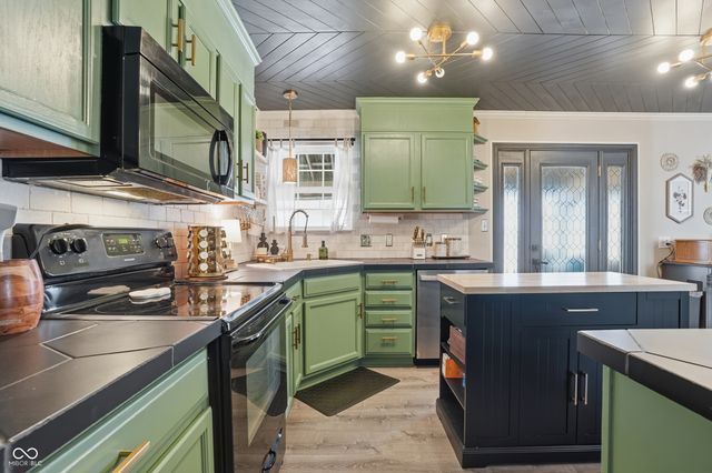 7808 Harshaw Drive, Indianapolis, IN 46239