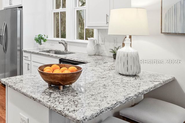 611 Huguenin Dr, Beaufort, SC 29902