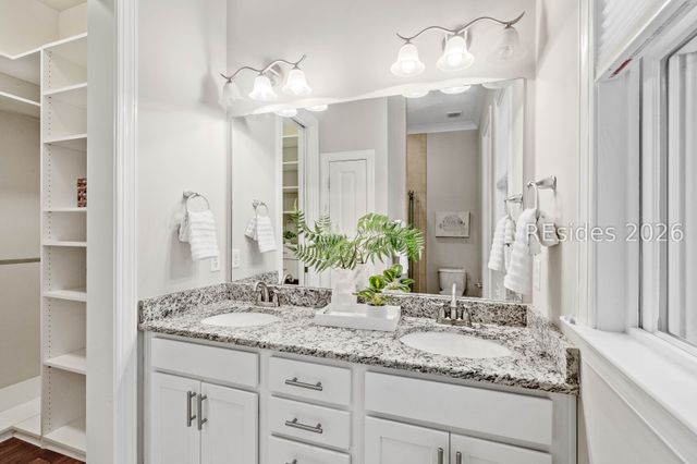 611 Huguenin Dr, Beaufort, SC 29902