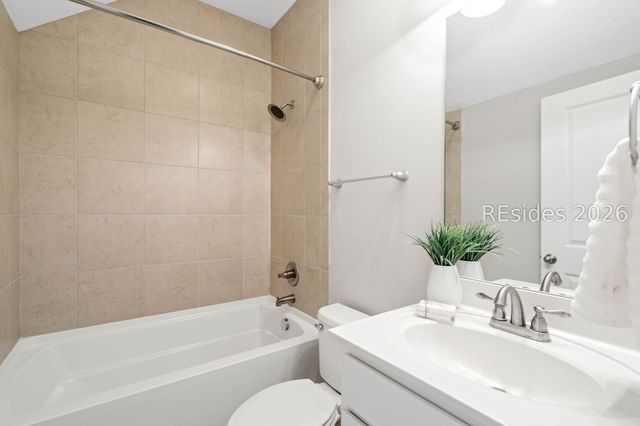 611 Huguenin Dr, Beaufort, SC 29902